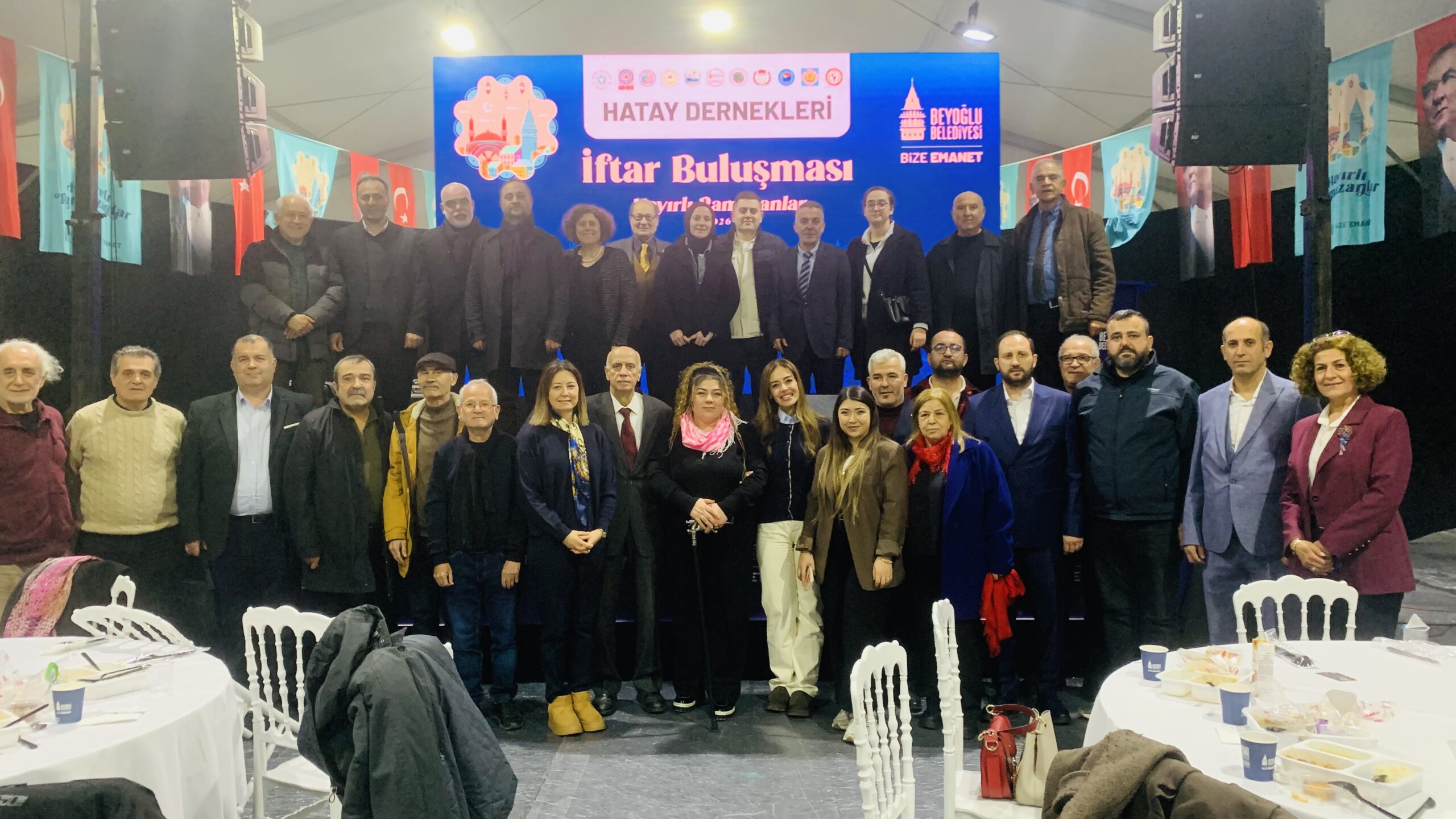 İSTANBUL’DAKİ HATAYLI’LAR BEYOĞLU’NDA İFTARDA BULUŞTU…